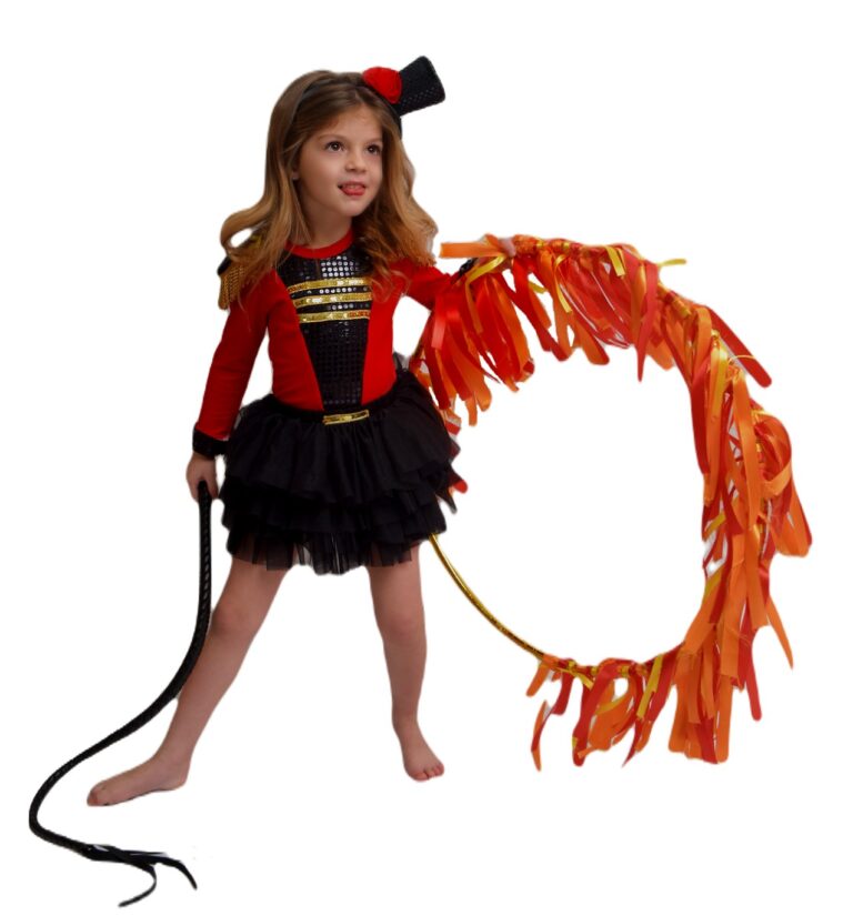 מאלפת אריות לילדות